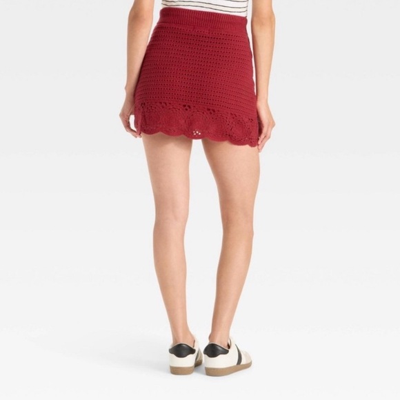 Universal Thread Crochet Mini Skirt Openwork Scalloped Hem XS NWT Lined - Picture 2 of 13